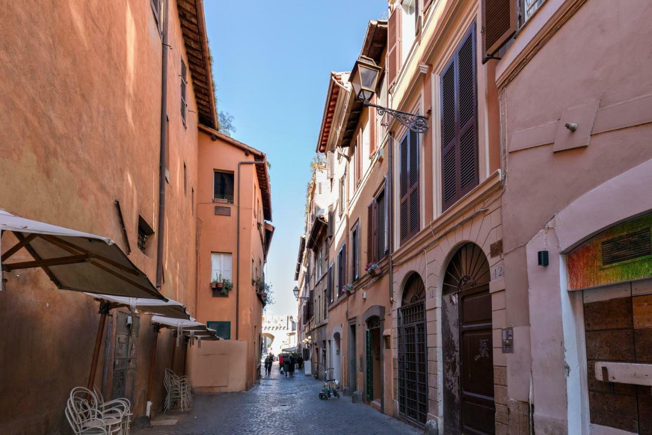 רומא Enchanting Loft In Trastevere מראה חיצוני תמונה