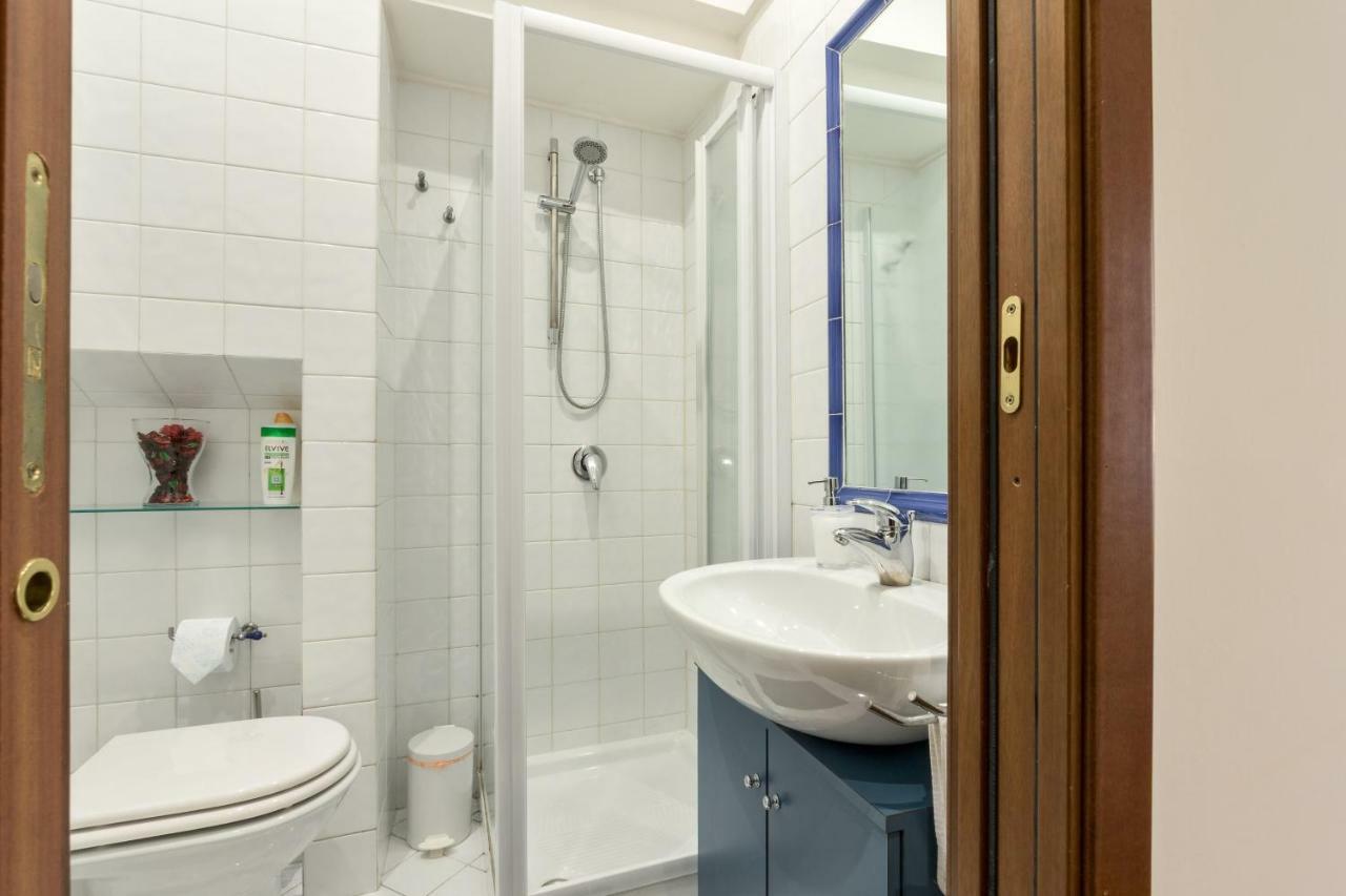 רומא Enchanting Loft In Trastevere מראה חיצוני תמונה