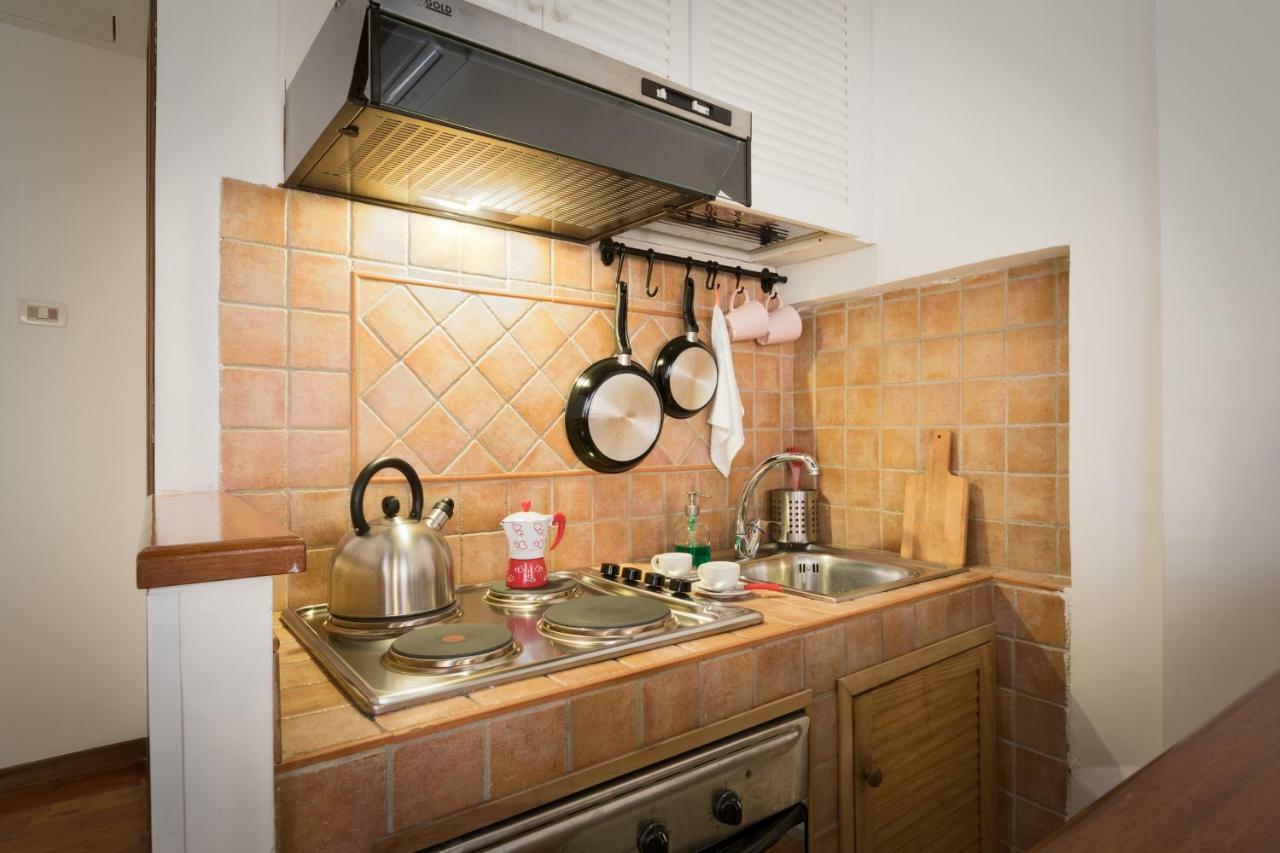 רומא Enchanting Loft In Trastevere מראה חיצוני תמונה